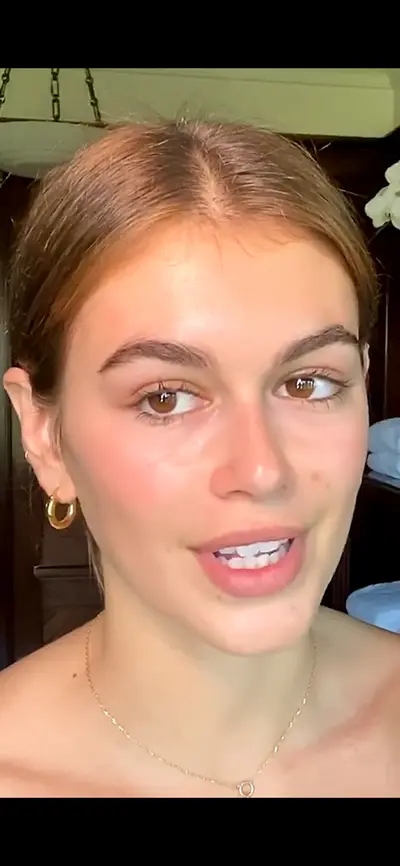 Kaia Gerber Face cover image