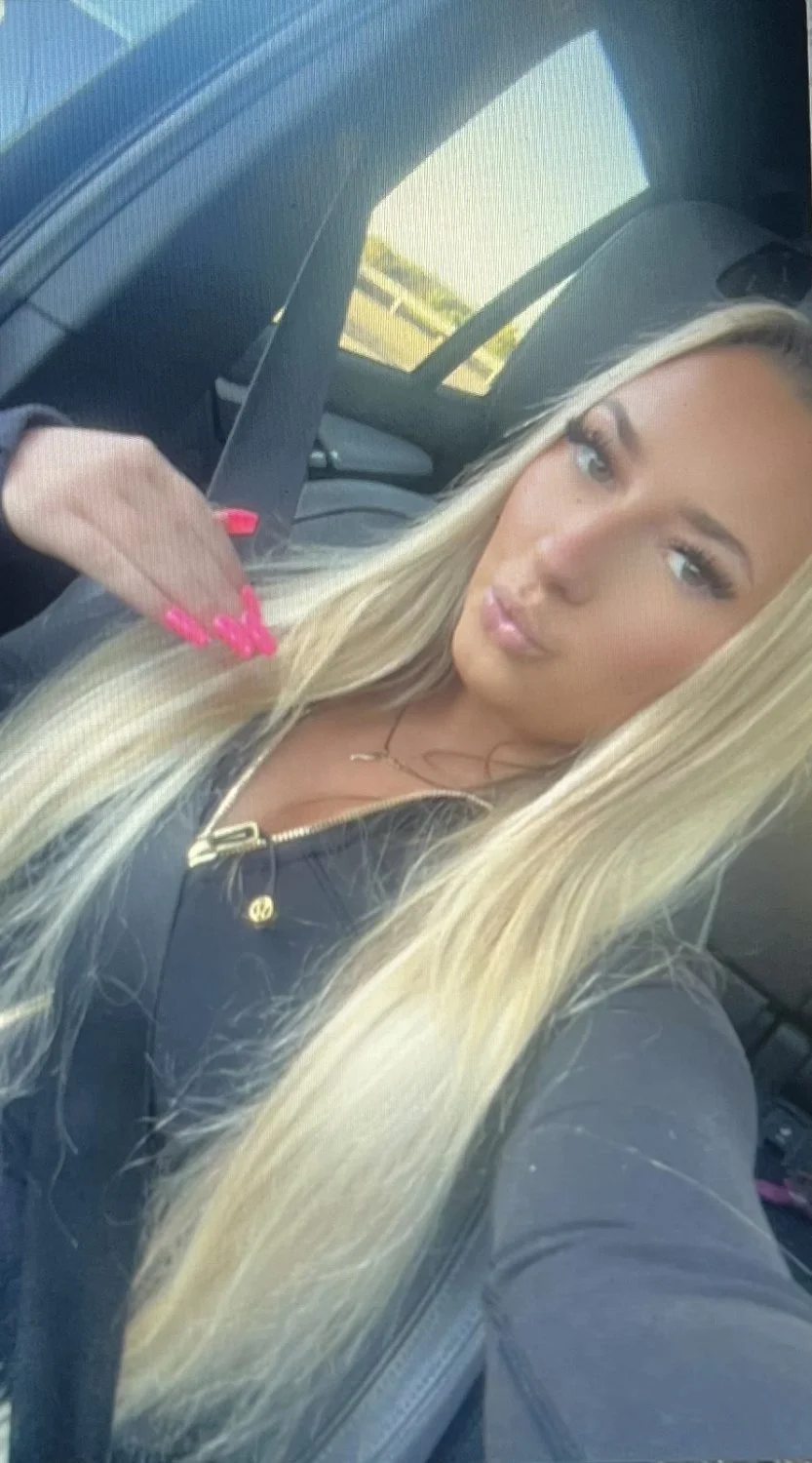 Blonde on Snapchat in the car image 3