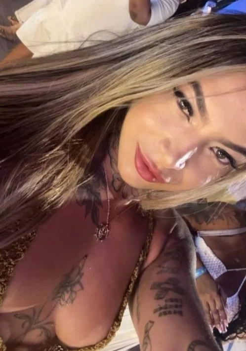 Loira cvala puta caiu na net safada gostosa vazada image 5