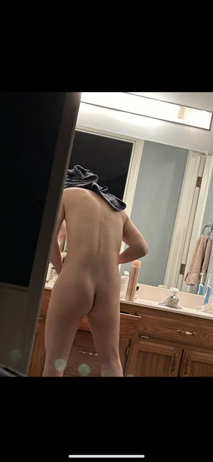 I want to show her off so bad image 10
