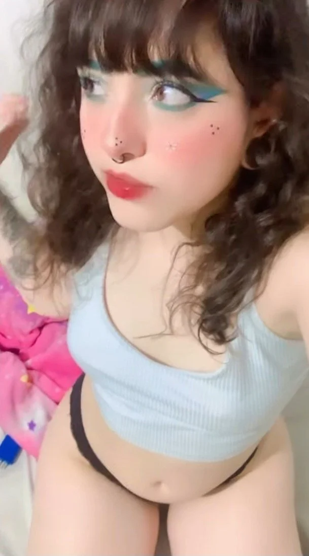 Puta culona colombiana que se llama Camila Zamora de 22 años , uff una flaquita muy rica image 18