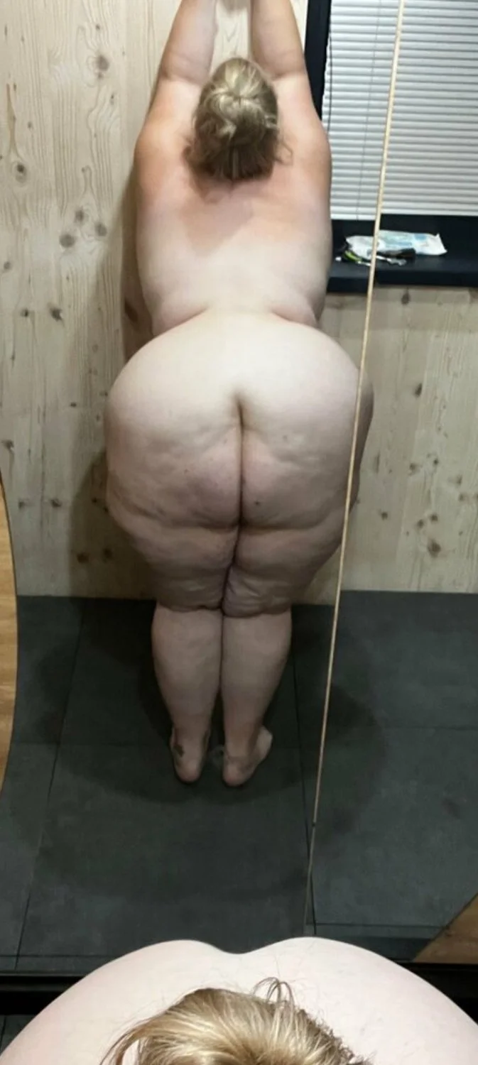 23. (XNSFWXHUBX) ASS AND T!!T!!ES Vol. 1 image 2