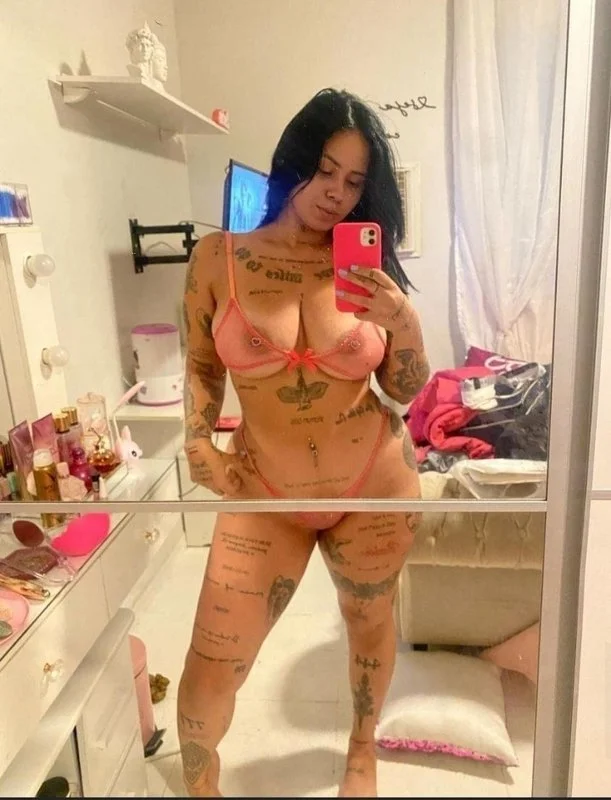 Pendeja Argentina morocha tatuada con enorme Culote rico tetona nudes image 12