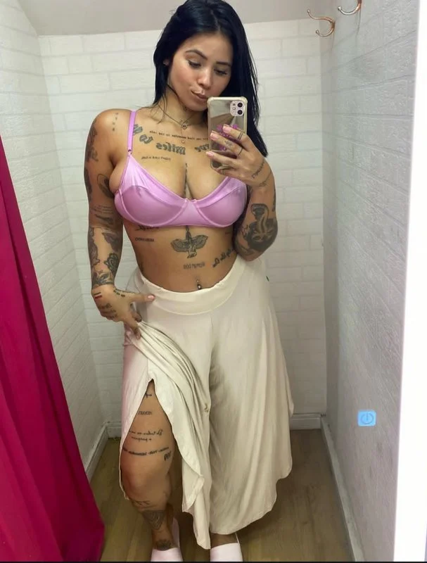 Pendeja Argentina morocha tatuada con enorme Culote rico tetona nudes image 4