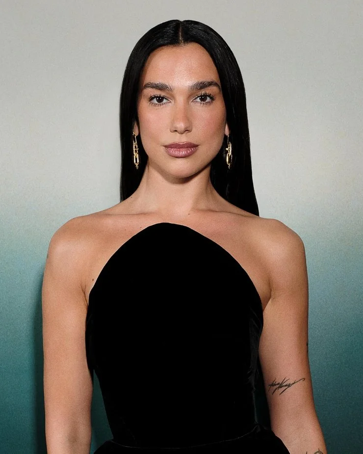Sexiest Celebs I’ve Ever Seen No.7: Dua Lipa (British-Albanian singer) image 10