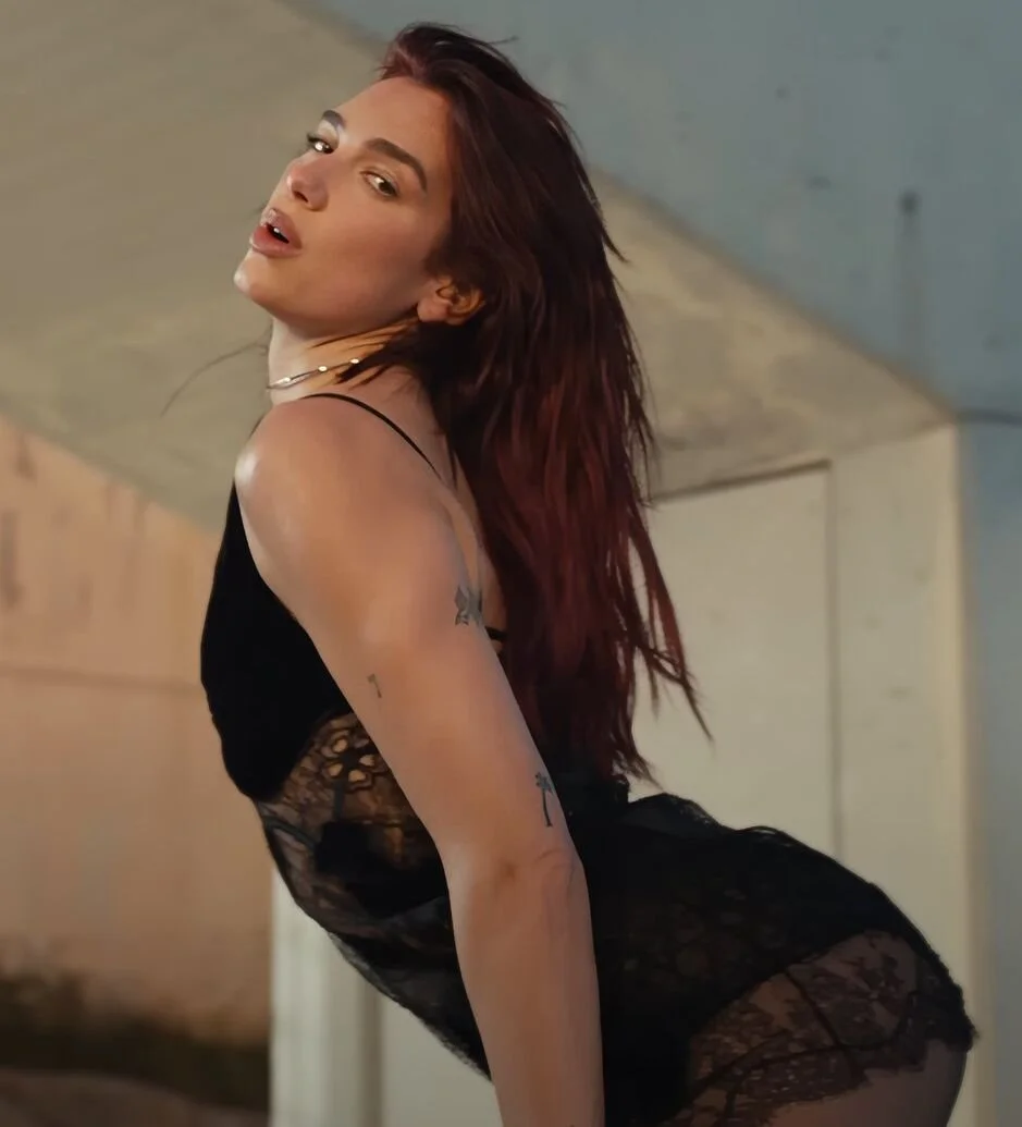 Sexiest Celebs I’ve Ever Seen No.7: Dua Lipa (British-Albanian singer) image 26