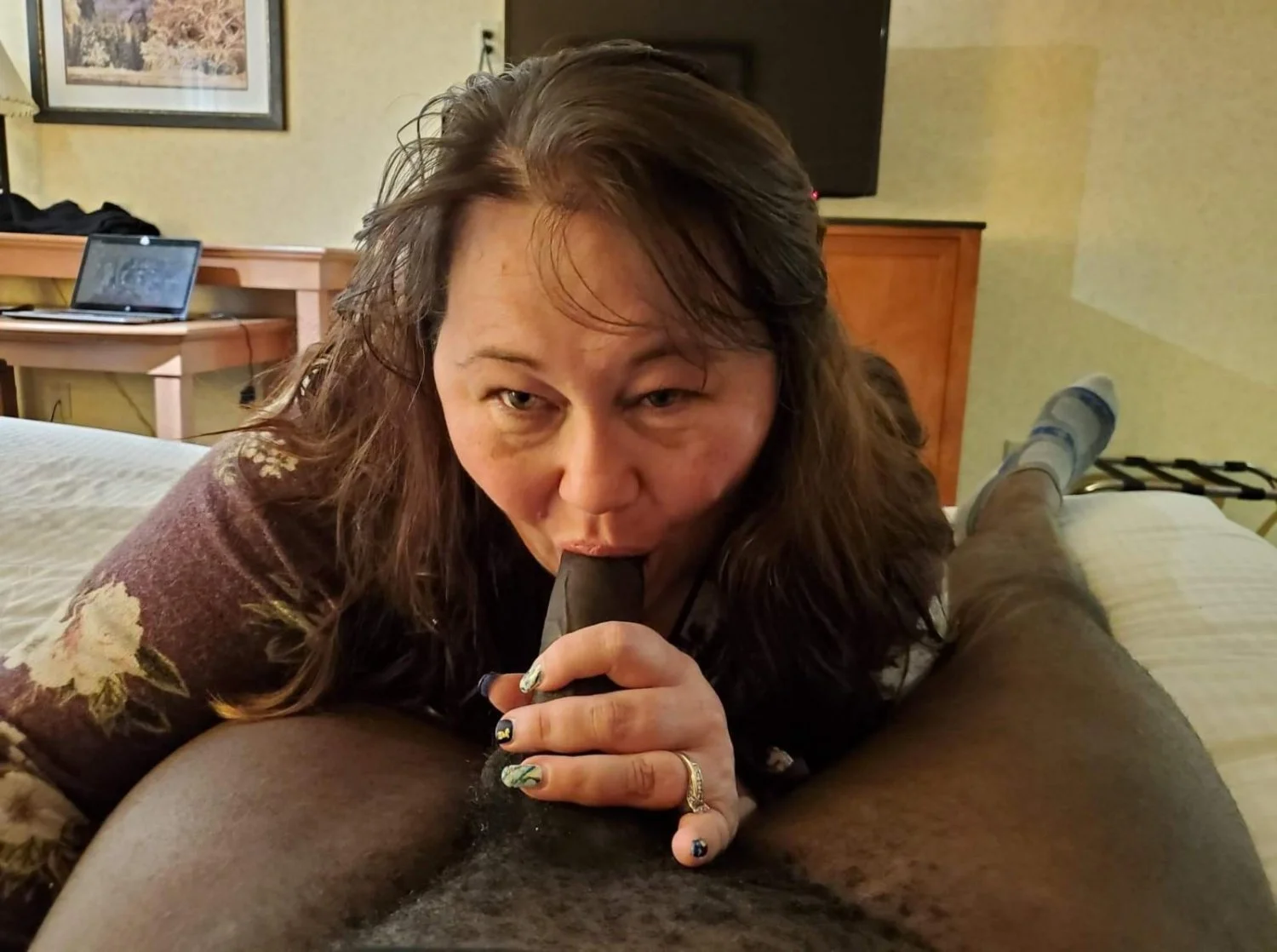 MeWe Wives Sucking Cock 1 image 13