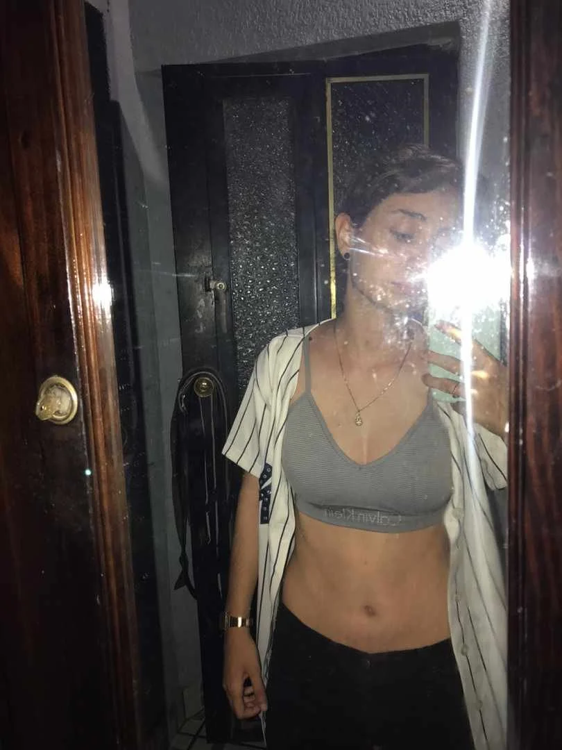 Flaca mexicana con lindos senos image 5