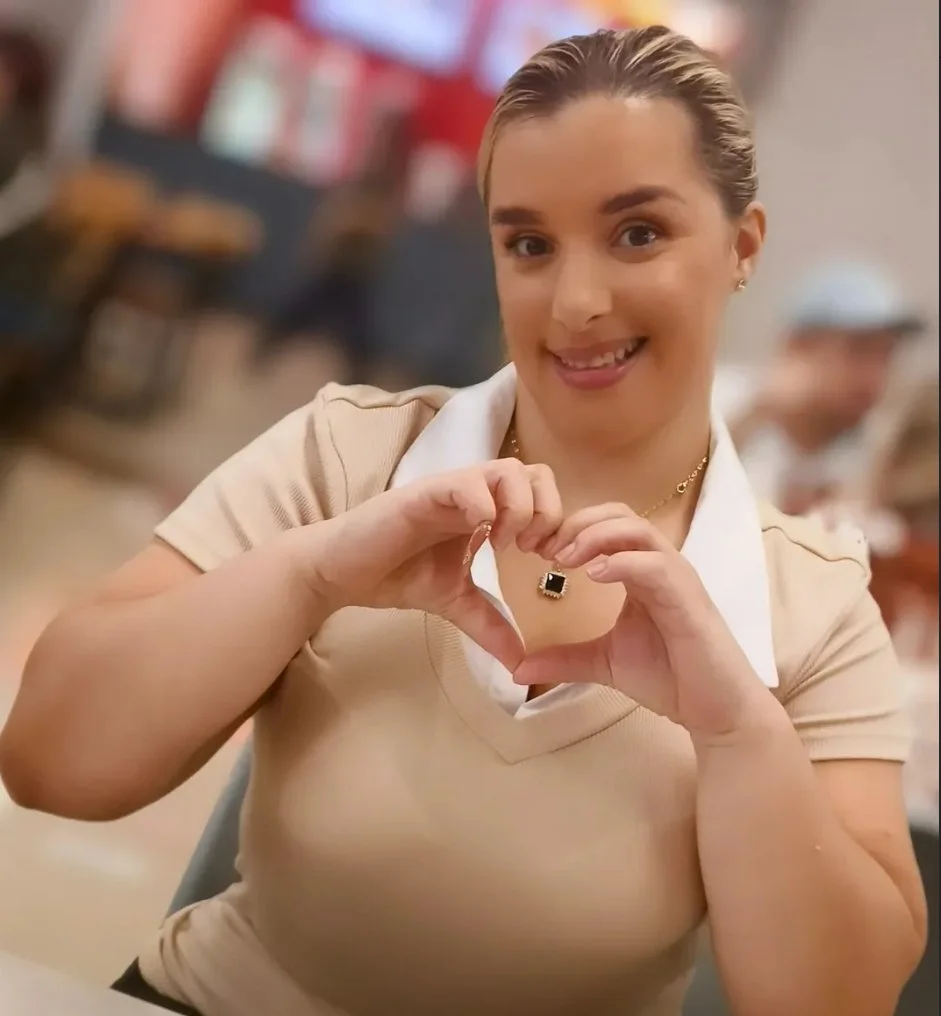 se mira bien en el trabajo image 3