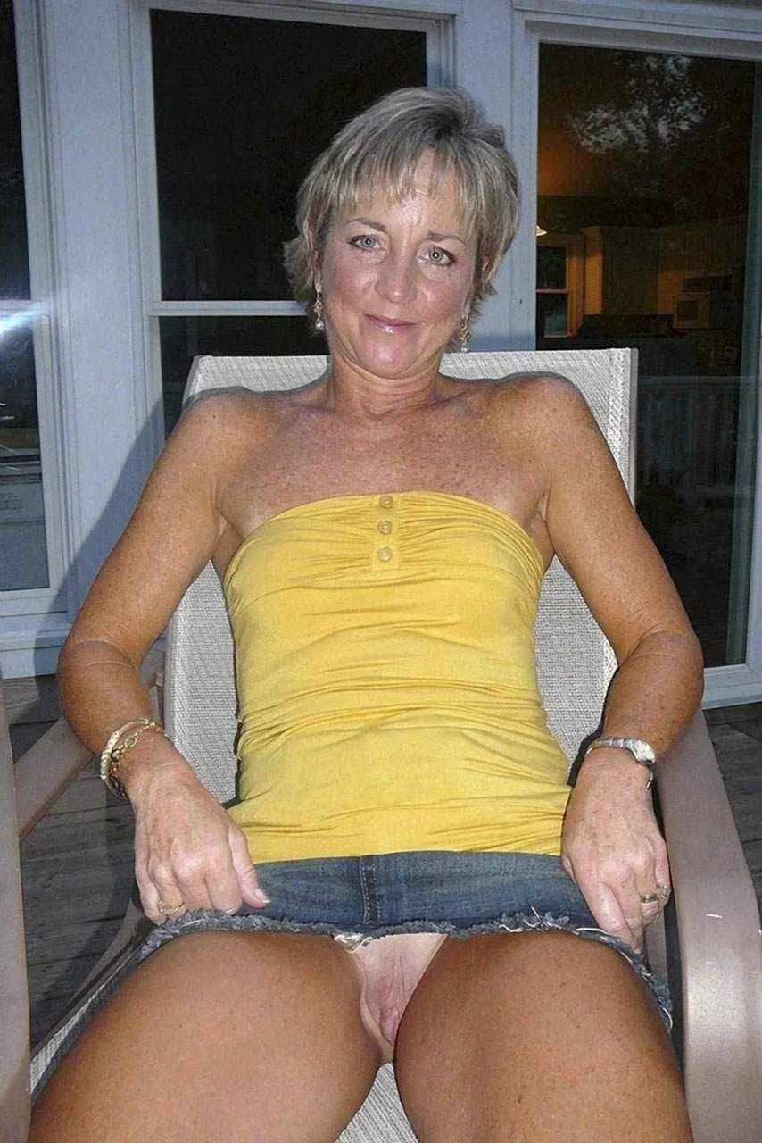 Sexy Fit Hotwife Joan image 36