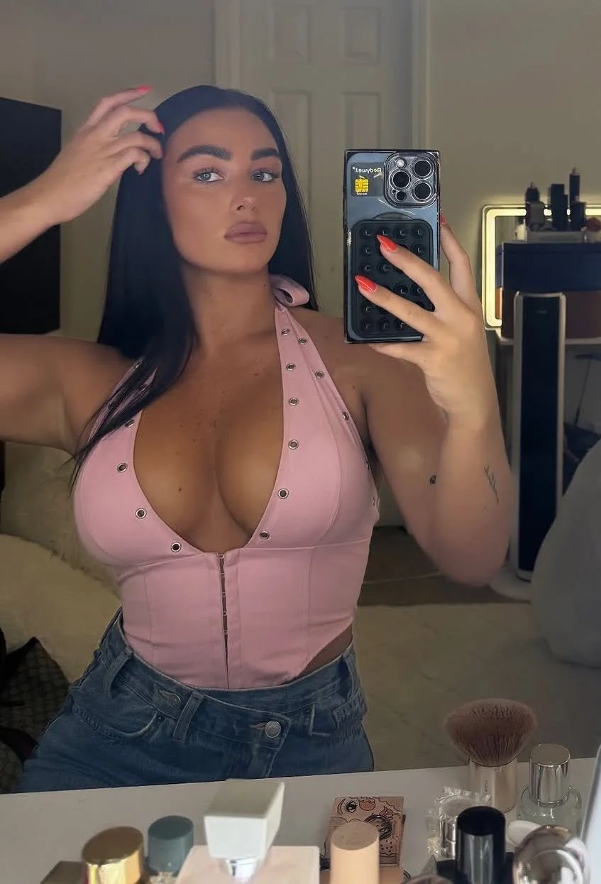 Perfect 20 year old college slut IRL image 5