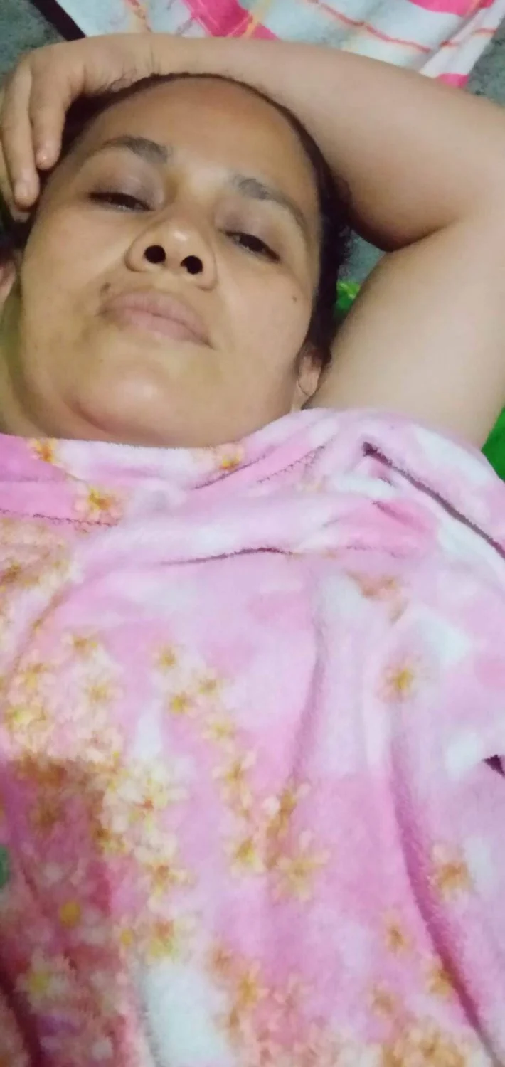 Señora se saborea mi verga por video llamada salvadoreña image 4