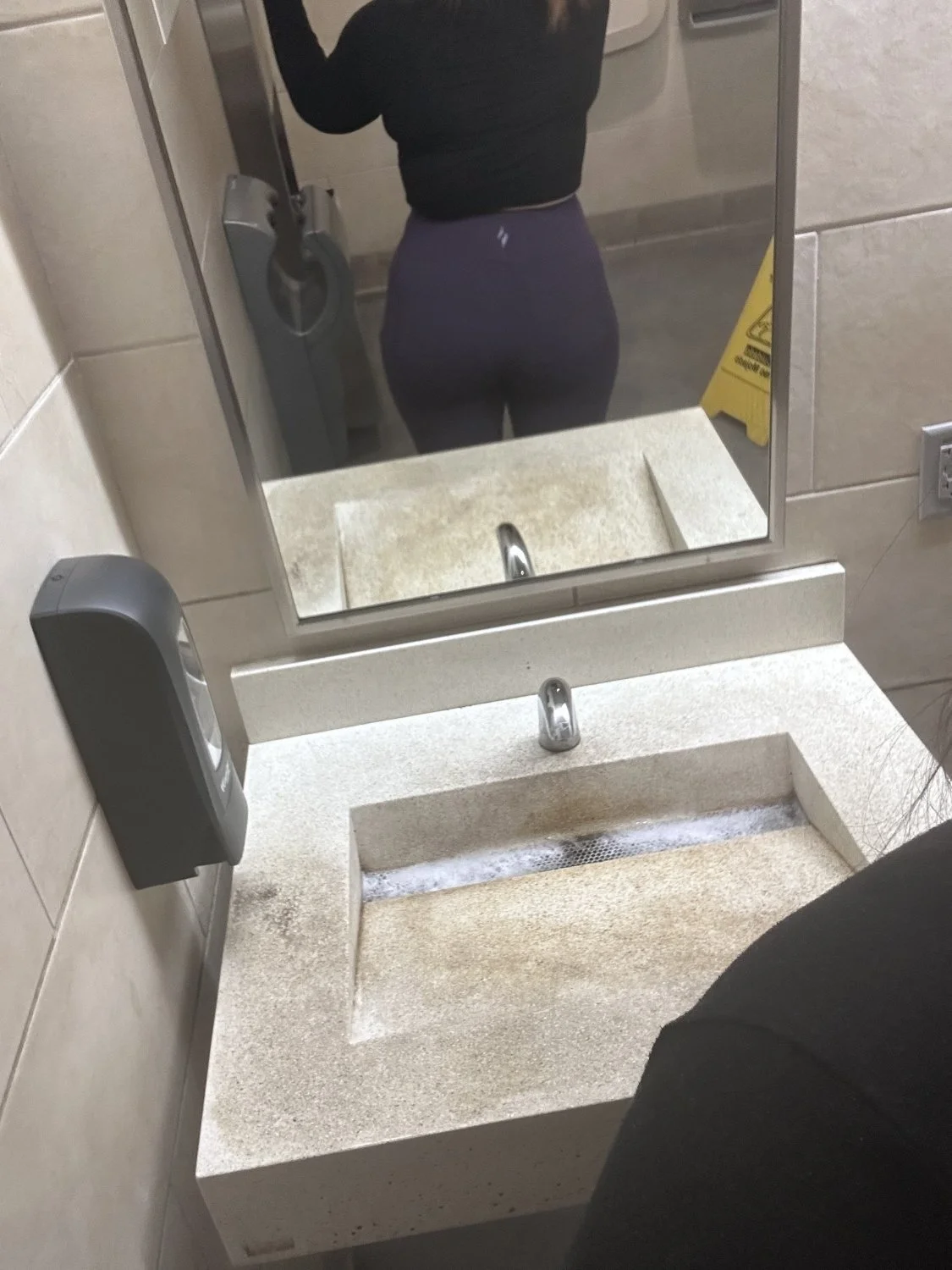 Buds Wife image 5