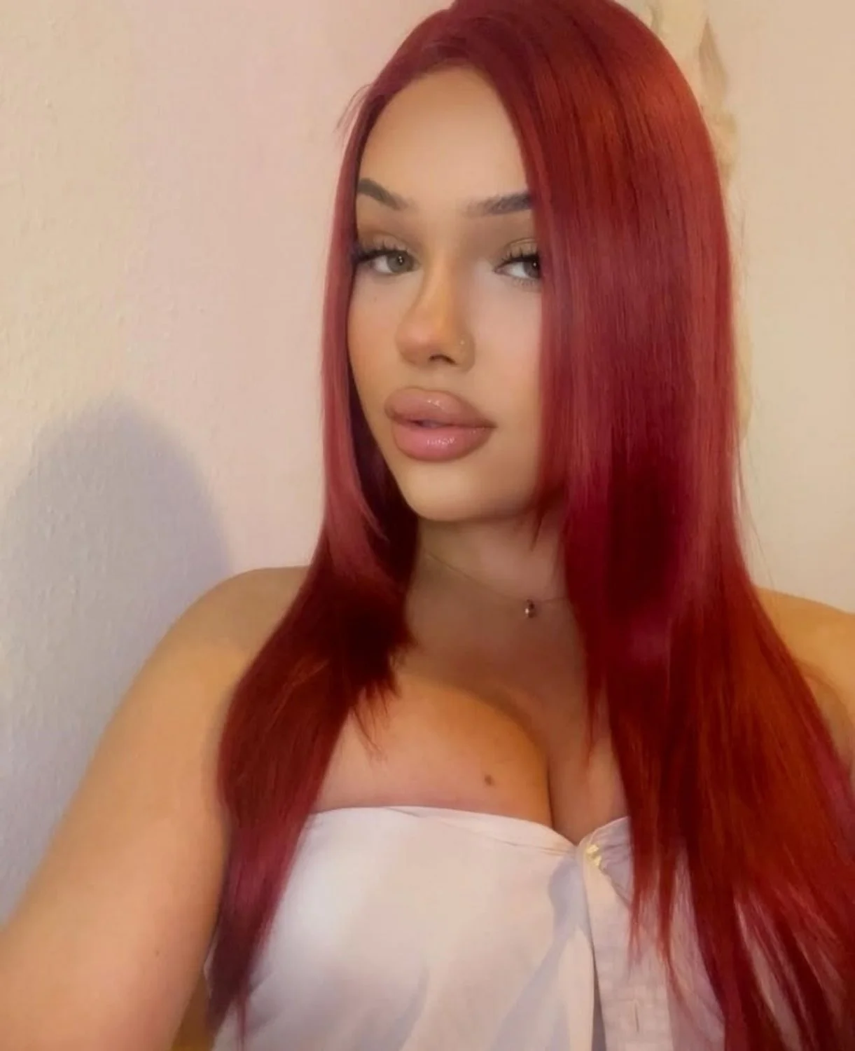 Valentina 27 German Bitch Hessen image 3