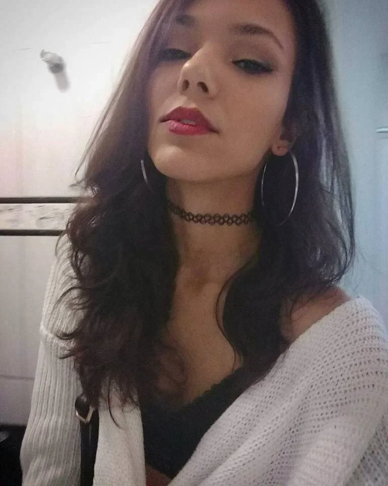 Dani novinha caiu na net image 4