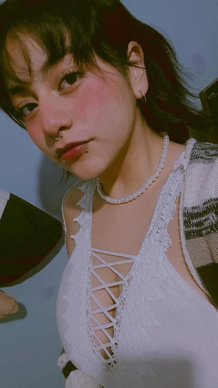 Que rico es coger con esta morrita linda y culona, en 4 de perrito como la perra que es image 12