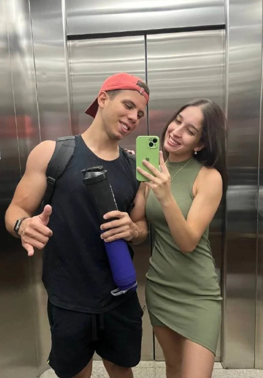 vazou novinha magrinha muito safada dando gstz depois da academia!! vazou, vazados, casal vazou image 1