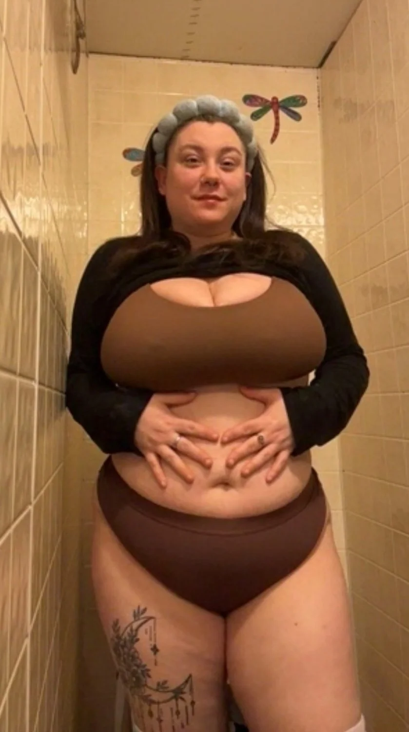 Busty pig loves to show off image 2