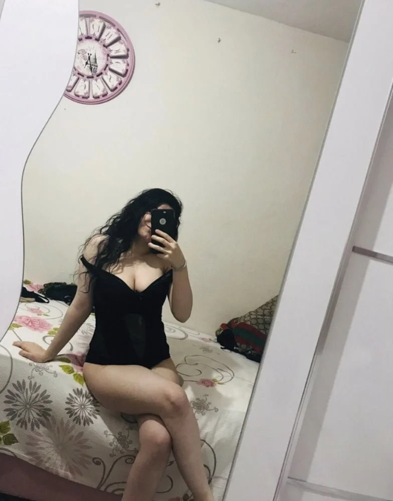 Nude exposures of a married woman image 27