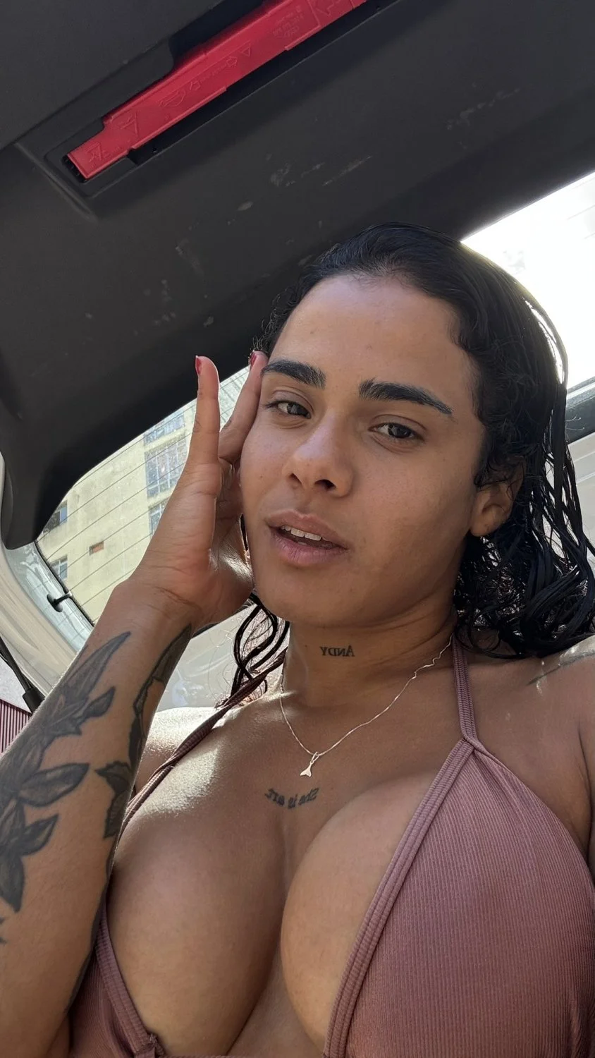 Novinha morena cavalona sentando gostoso no moreno bem dotado image 18