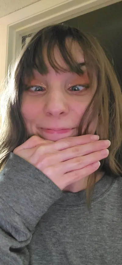 my wife’s faceporn selfies🤤 cover image