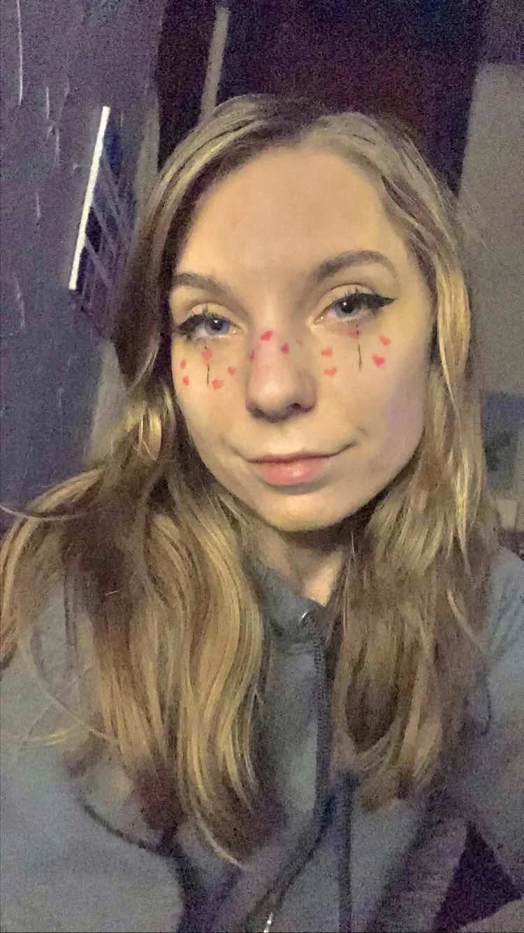 my wife’s faceporn selfies🤤 image 18
