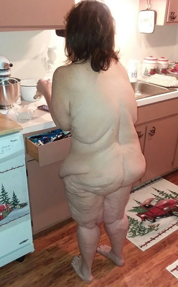 Bbw saggy tits, saggy belly, fat ass, slutty feet wife image 16