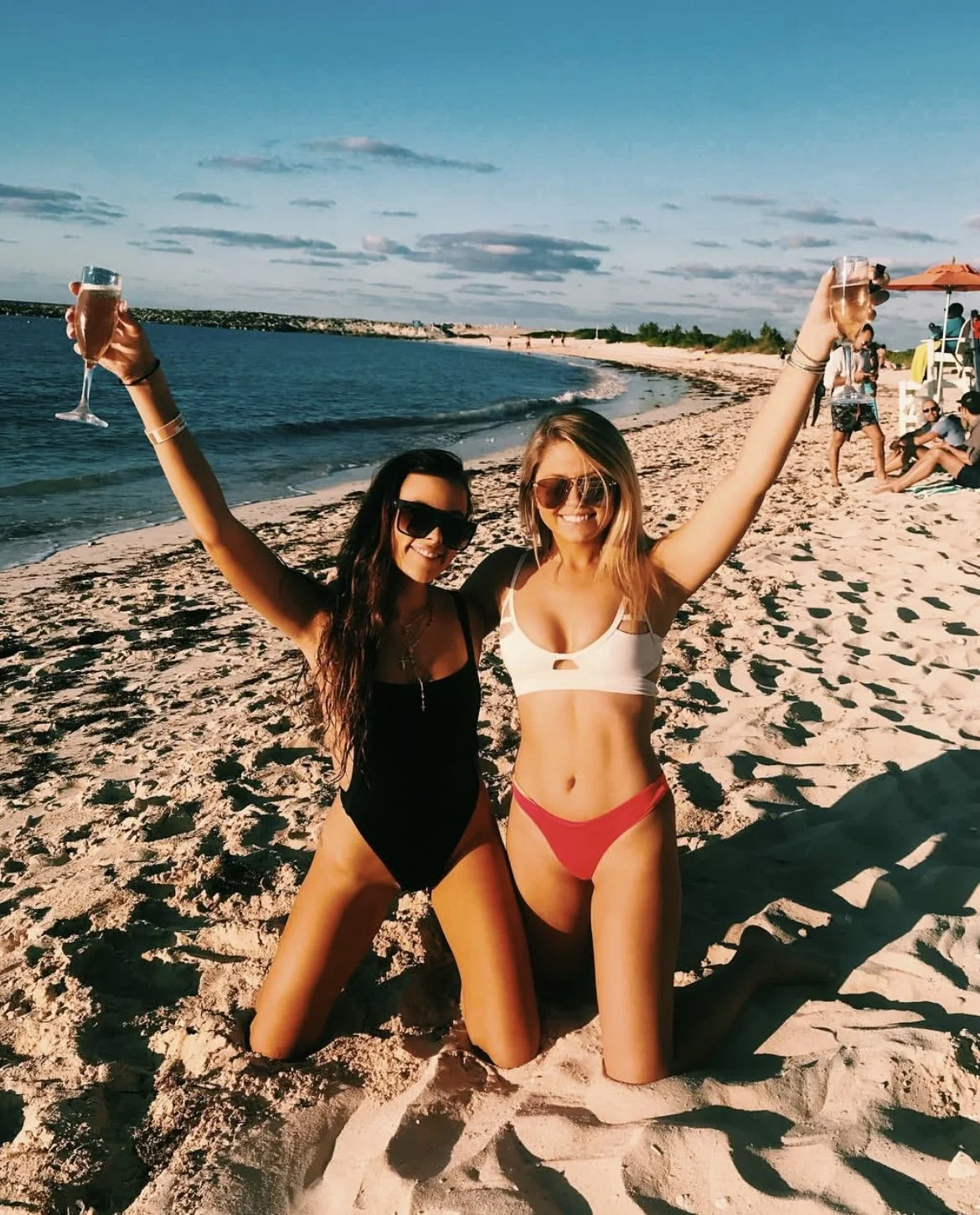 Which sorority sister would you pick, tight little body brunette or cute blonde with perfect curves? image 6
