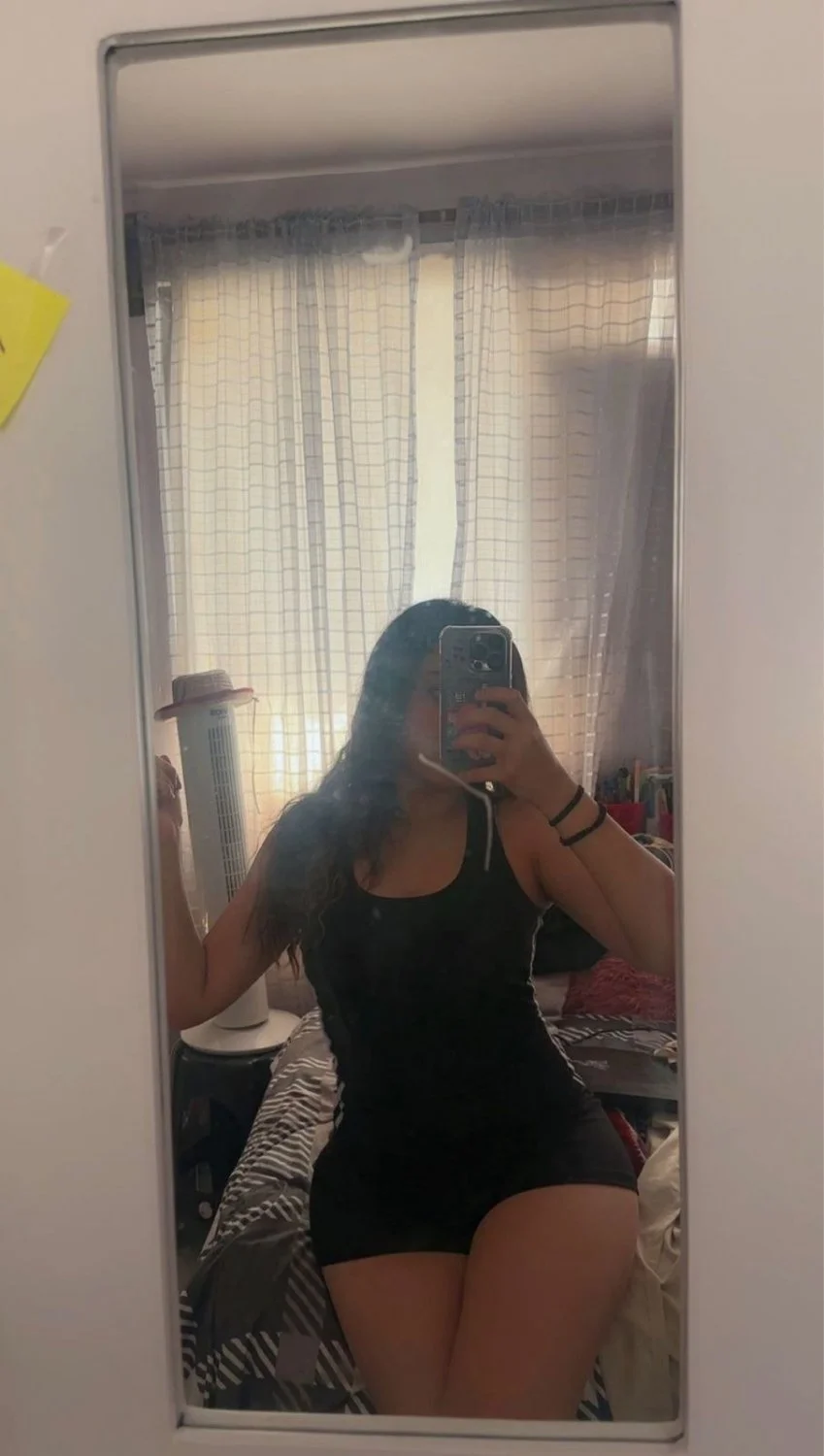 A la nena pendeja de Gaby de CDMX le gusta exhibirse para poner vergas duras image 2