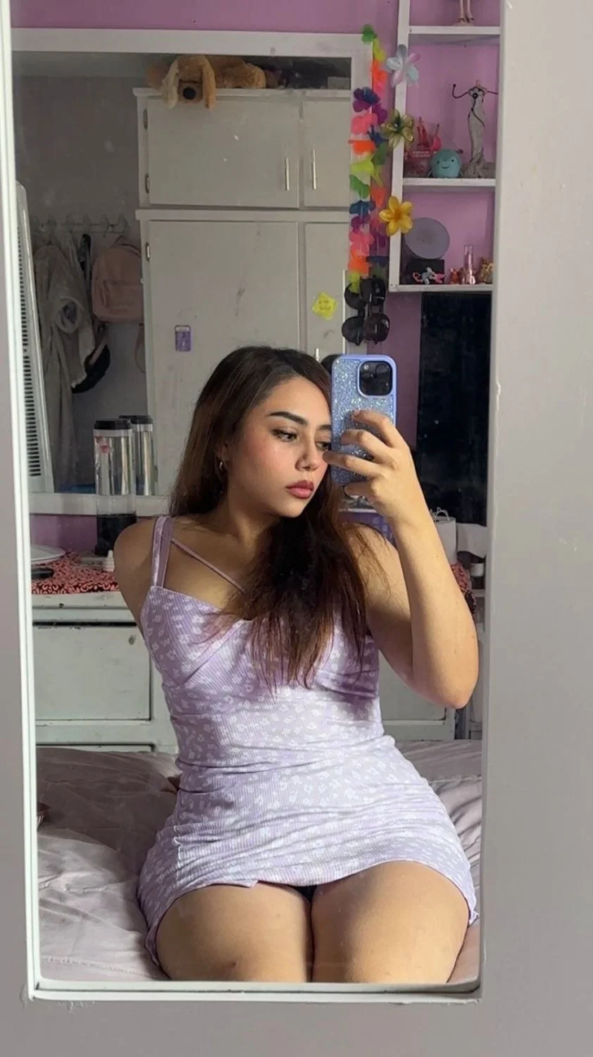 A la nena pendeja de Gaby de CDMX le gusta exhibirse para poner vergas duras image 4