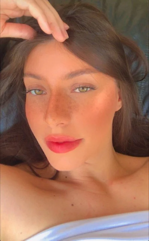 Novinha gata do insta vazada mandando nudes pro amigo! novinha, vazou, vazados, vazada, amador image 5