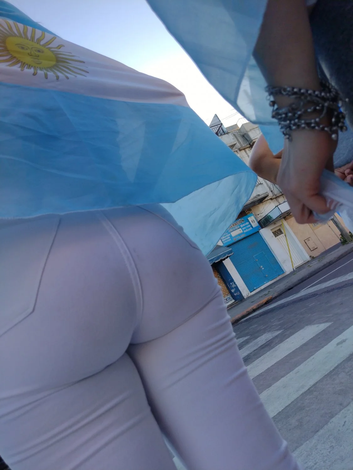 [VOYEUR] Colas mundialistas argentinas image 36