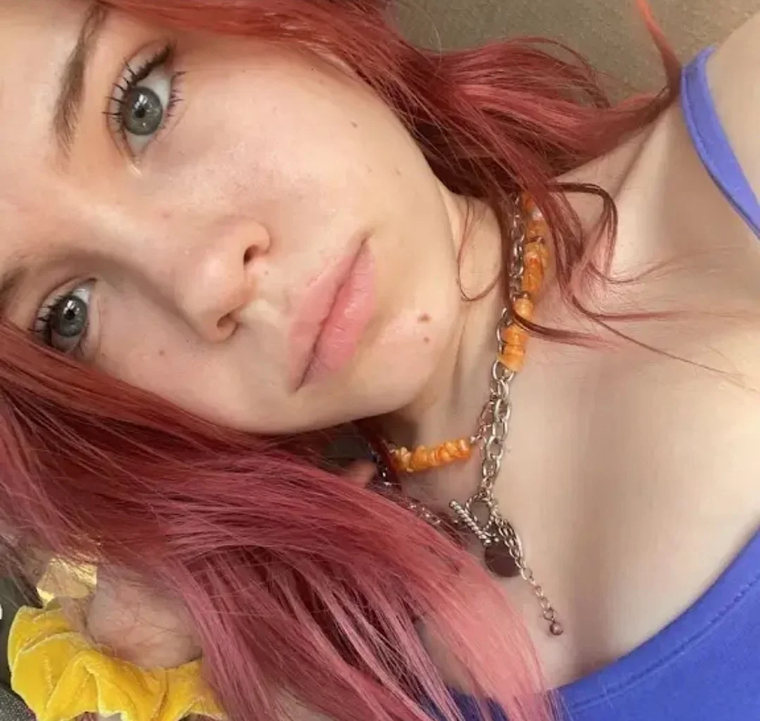 Amateur babe shower image 2