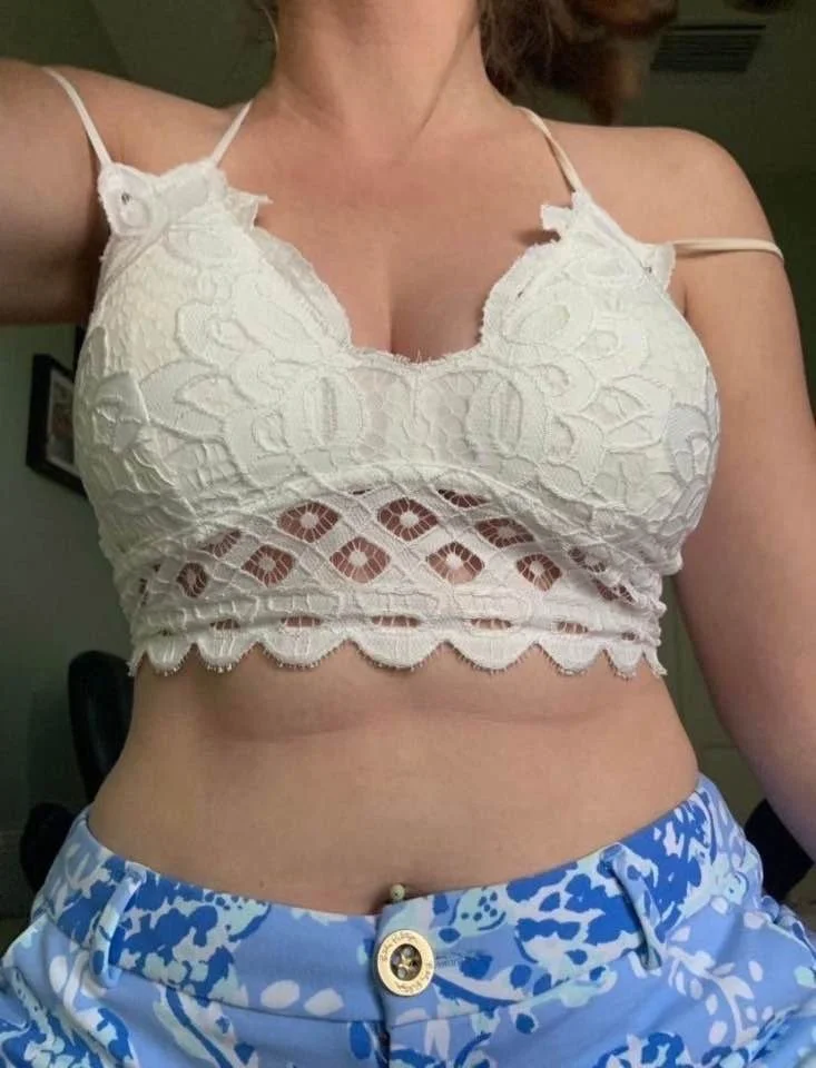 Thick Nerdy Big Tit PAWG Slut image 17
