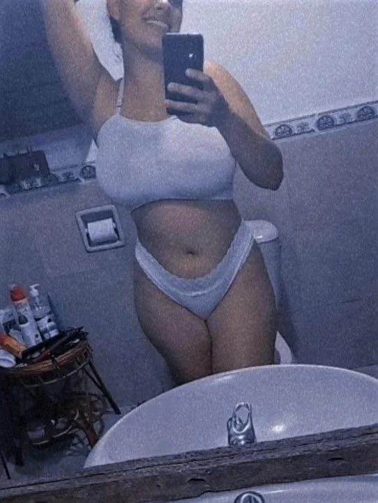 INSANE super stacked latina needs bbc image 9