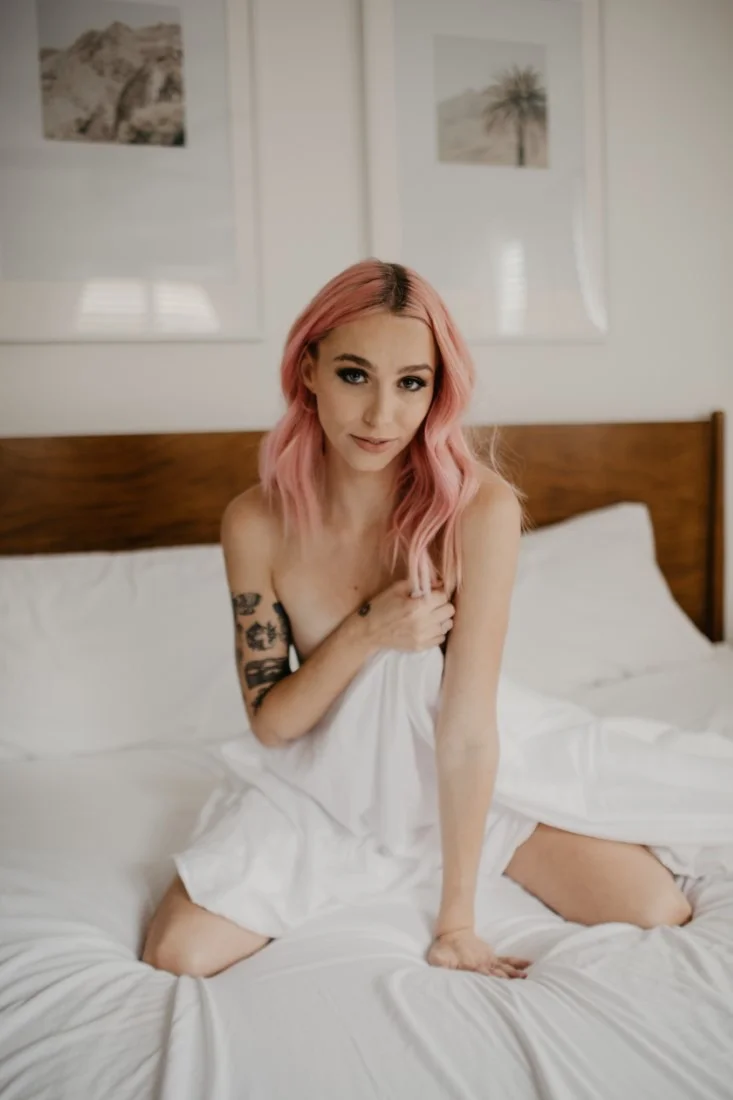 Mary Boudoir image 8