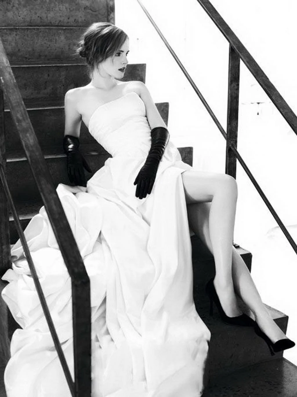 Emmagasms are the better & more intense, she's much better than porn - Emma Watson image 14
