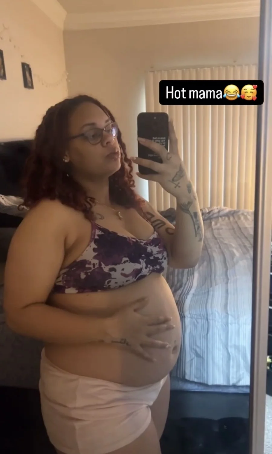 Lightskin MILF image 2