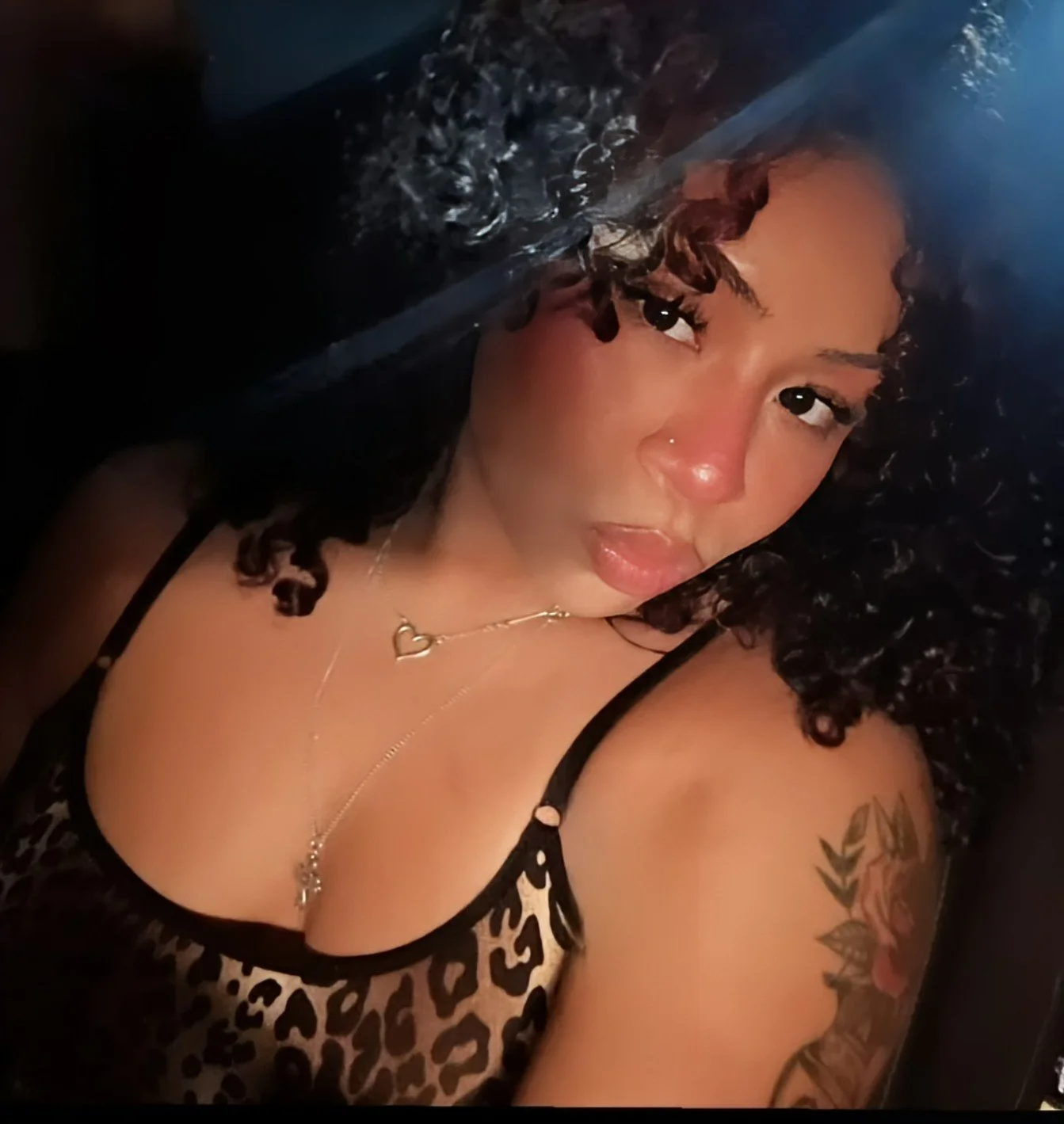 Avery satx anyone have her image 32