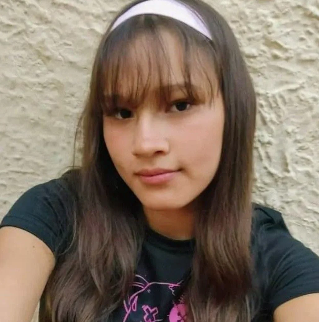 Celeste 🥵 foto de sus tetas 19 años image 5