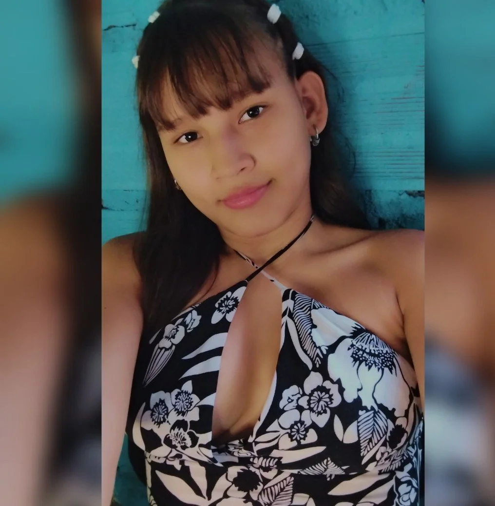 Celeste 🥵 foto de sus tetas 19 años image 7