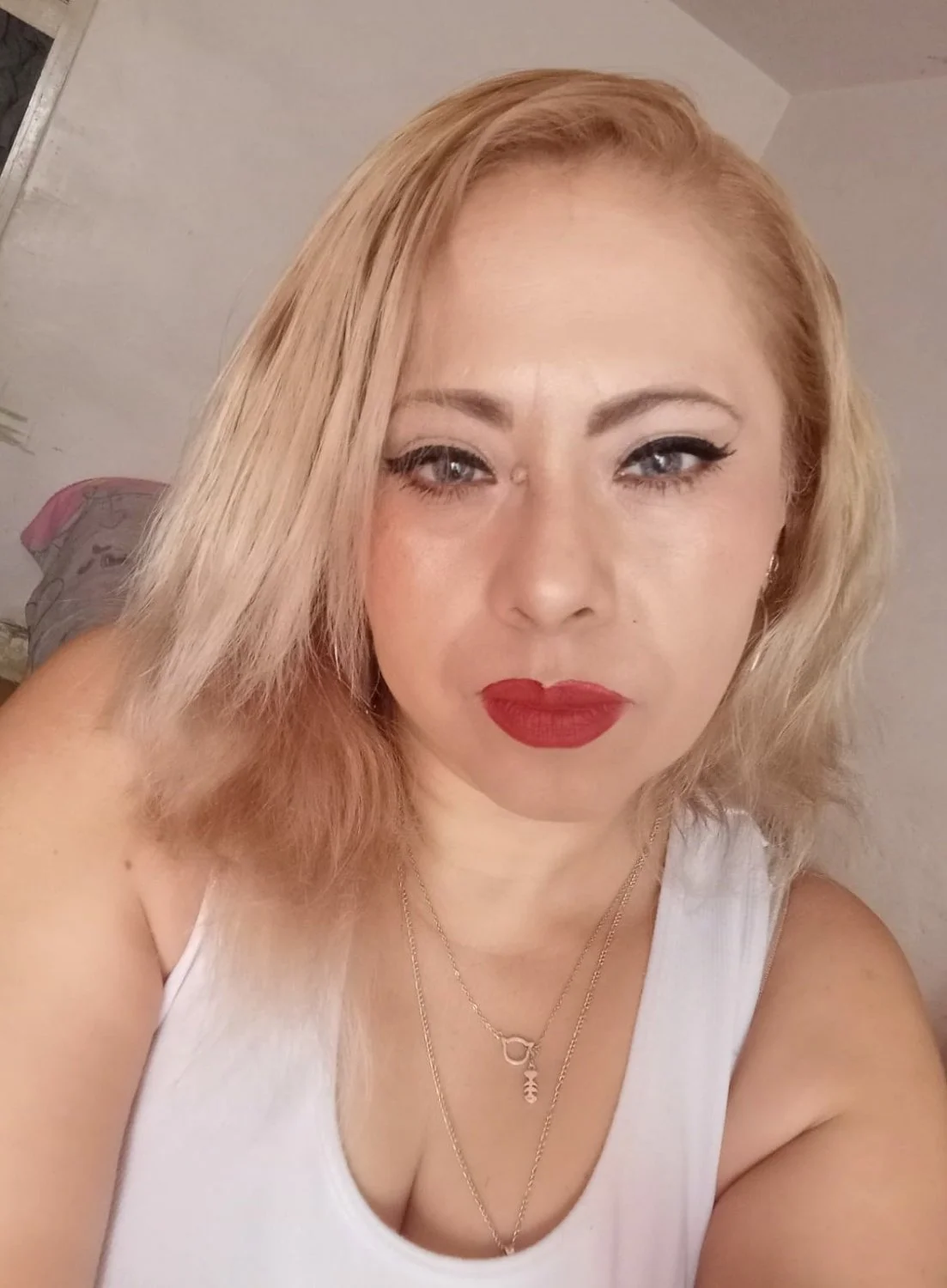 Que tal esta puta maduta-Gabriela Bravo C image 10