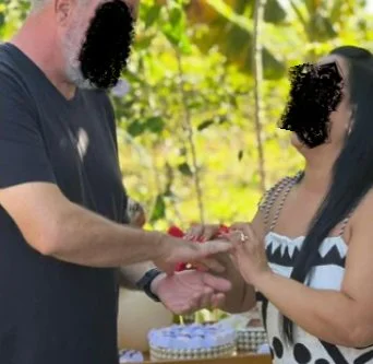 Marido "crente" tem fetiche em exibir a esposa "crente" filma ela escondido pros machos bater uma image 3