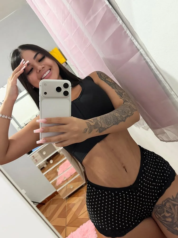 Hemilly Japinha Puta Muito Gostosa image 2