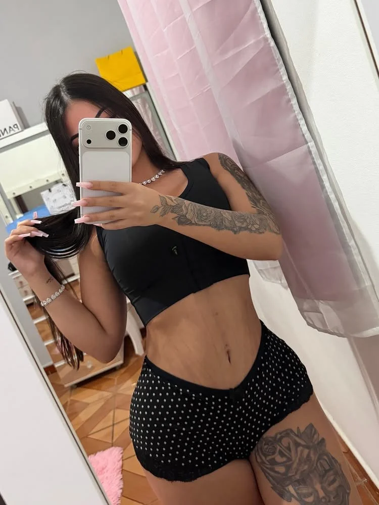 Hemilly Japinha Puta Muito Gostosa image 4