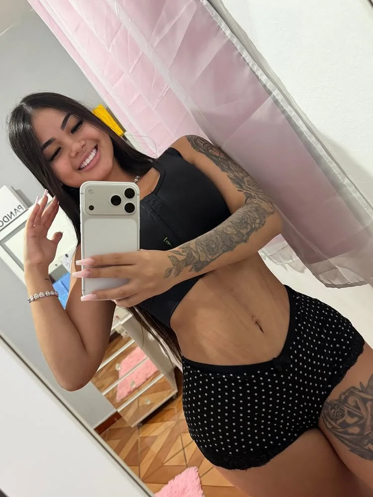Hemilly Japinha Puta Muito Gostosa image 5