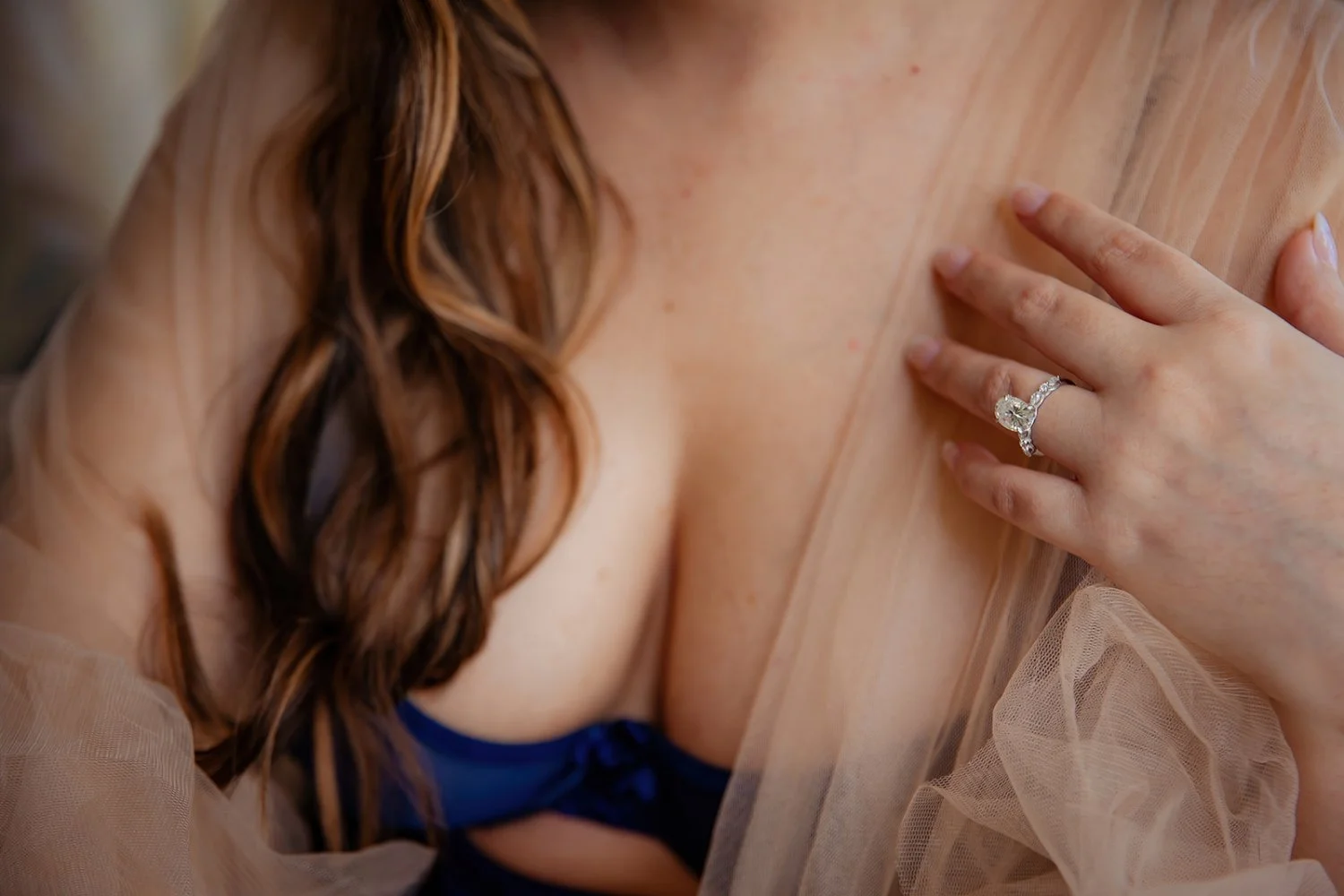 Chubby brunette wife boudoir image 5