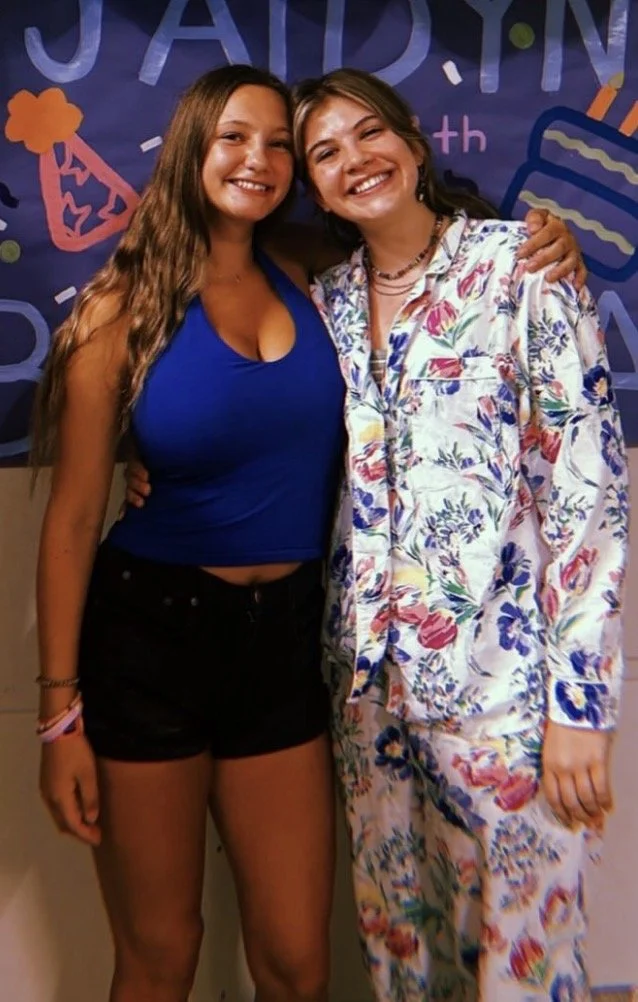 Jaidyn busty white 18 yr old teen Delano HS graduate slut image 10