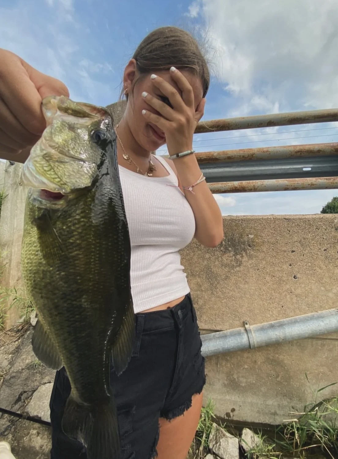 Jaidyn busty white 18 yr old teen Delano HS graduate slut image 19
