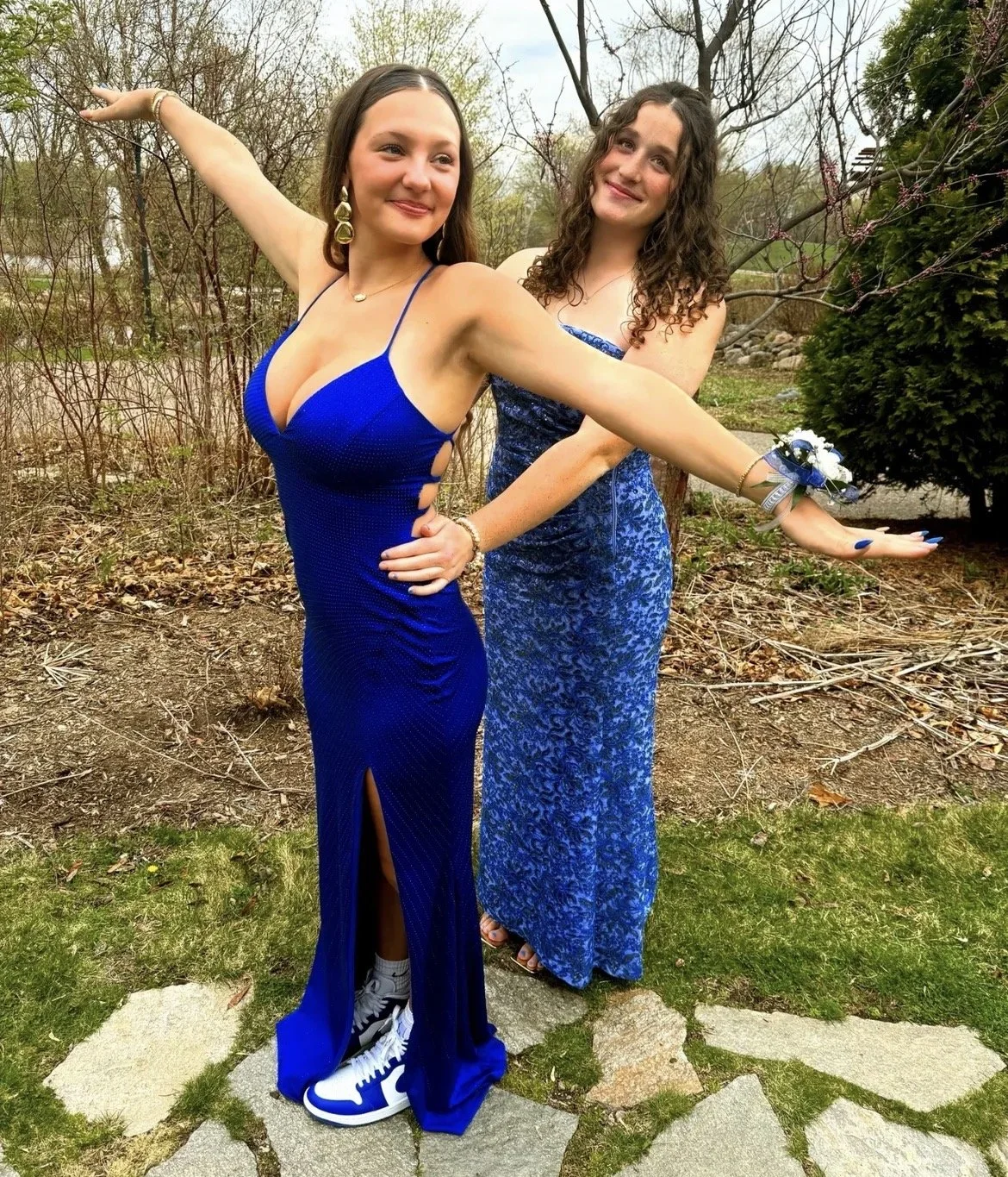 Jaidyn busty white 18 yr old teen Delano HS graduate slut image 26